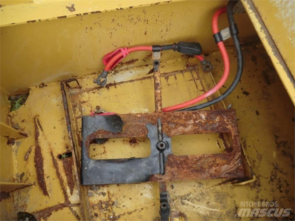 CAT 735 Chassis og understell