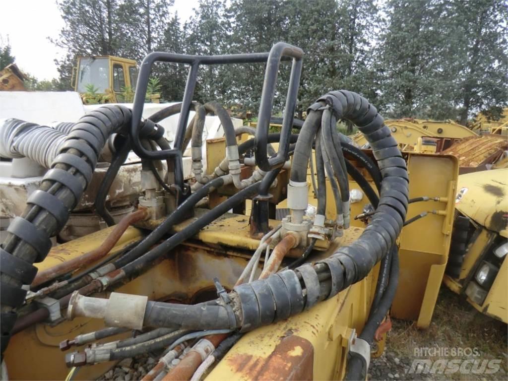 CAT 735 Chassis og understell