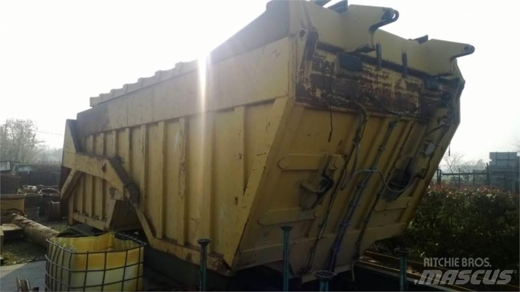 CAT 735 Chassis og understell