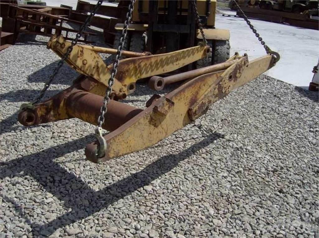 CAT 910 Chassis og understell