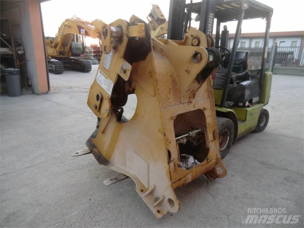 CAT 928G Chassis og understell