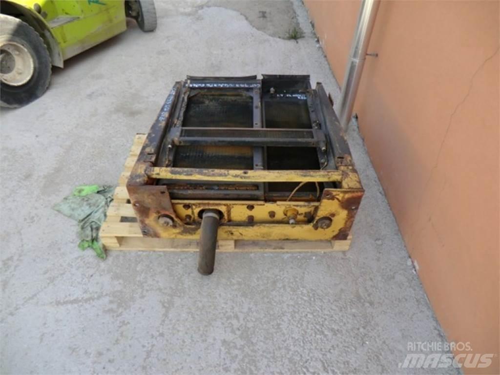 CAT 953 Anlegg - Annet