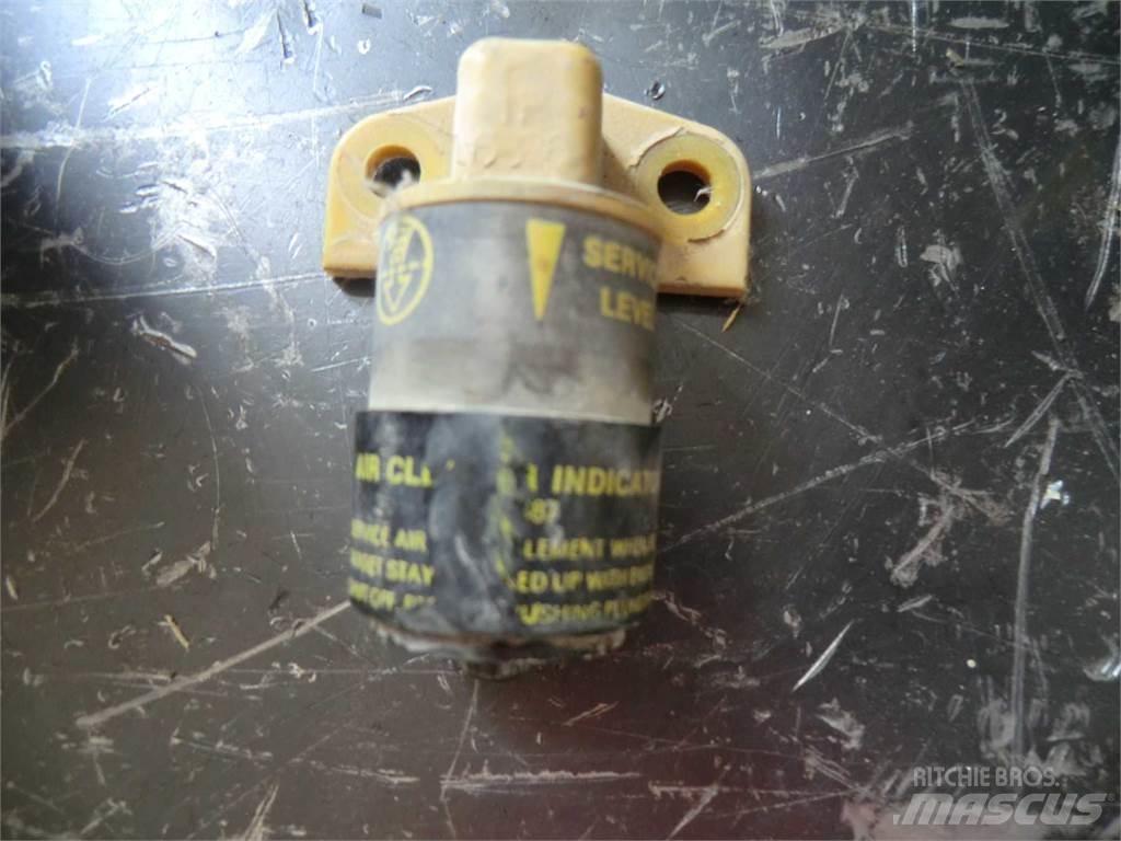 CAT 953 Chassis og understell