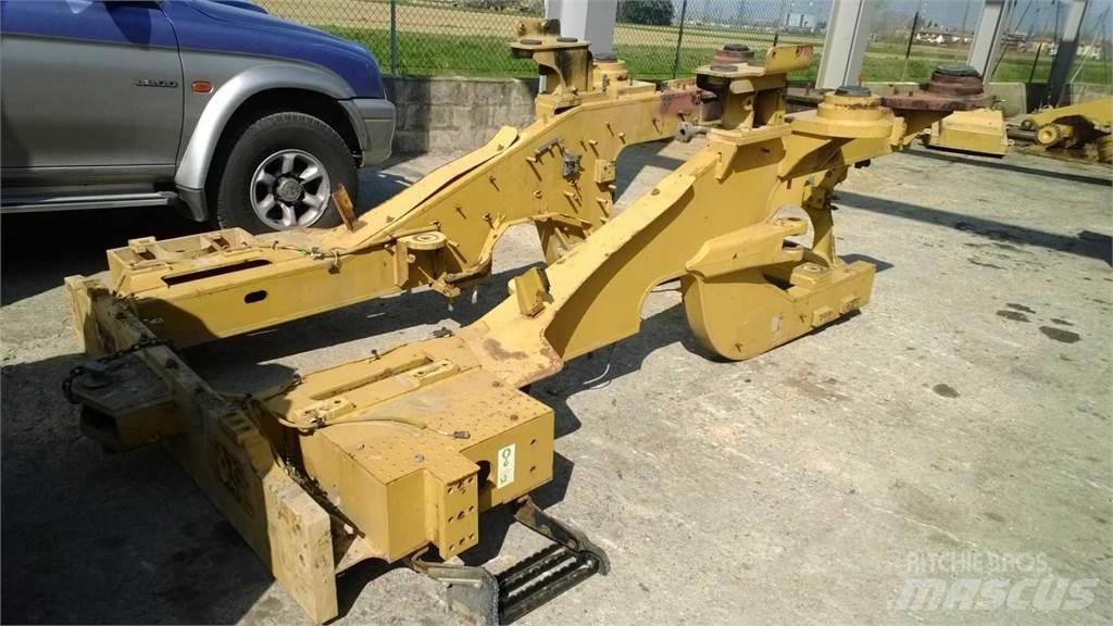 CAT 962H Chassis og understell