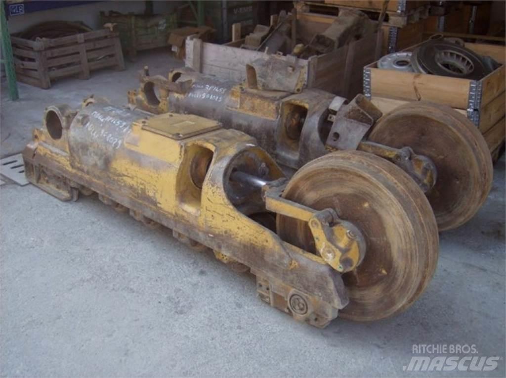 CAT 963 Belter, kjettinger og understell
