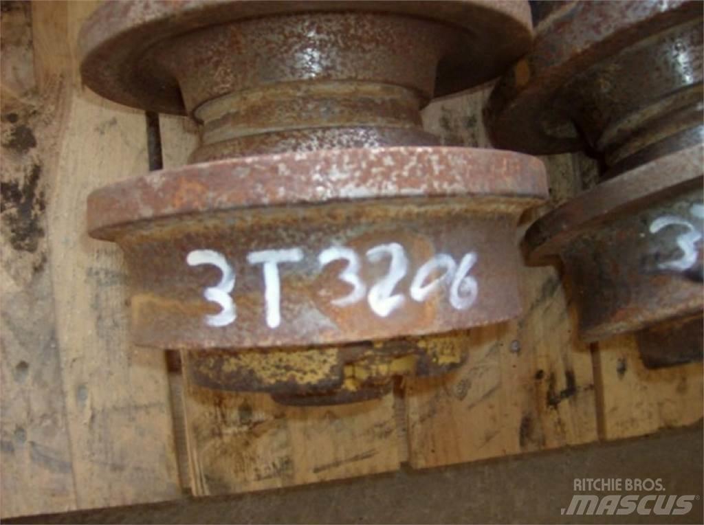 CAT 963 Belter, kjettinger og understell