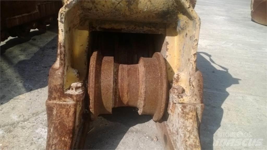 CAT 963C Belter, kjettinger og understell