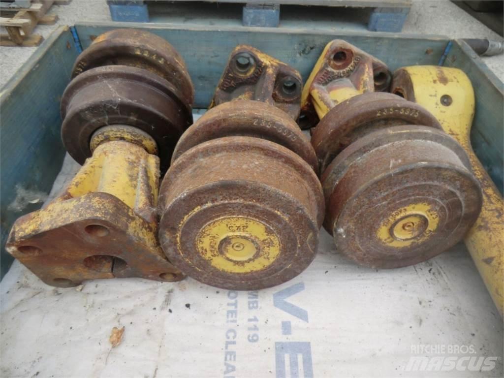 CAT 963D Belter, kjettinger og understell
