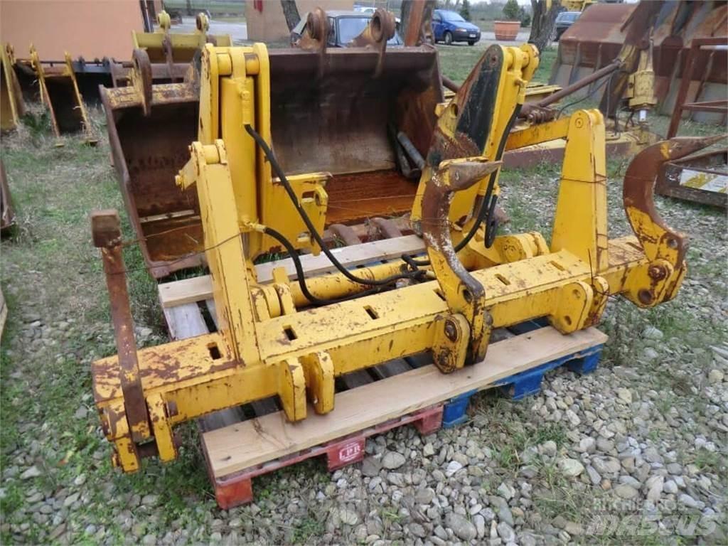 CAT 973C Belter, kjettinger og understell