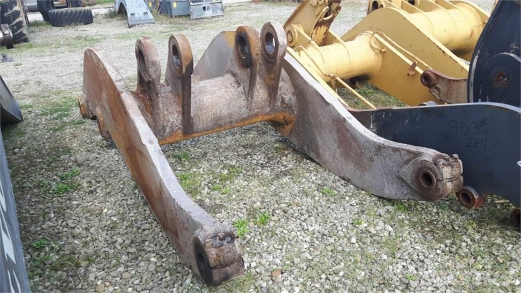 CAT 988B Chassis og understell