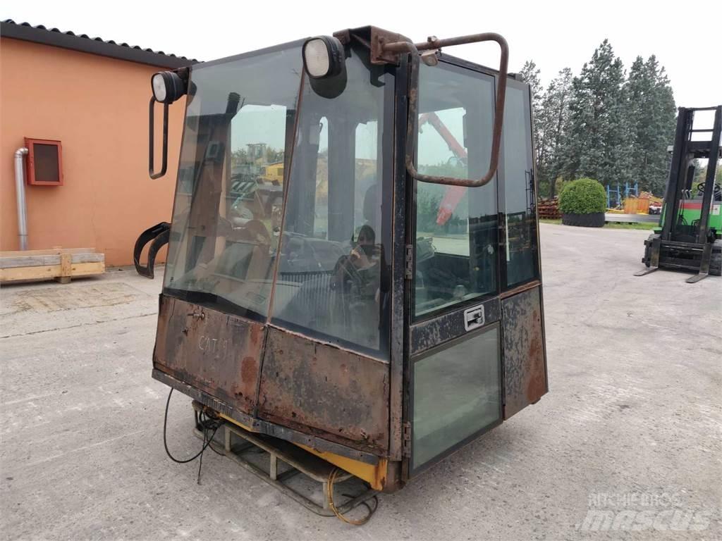 CAT 988G Chassis og understell