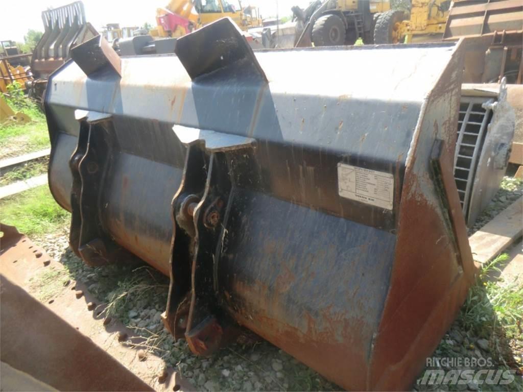 CAT 988G Chassis og understell
