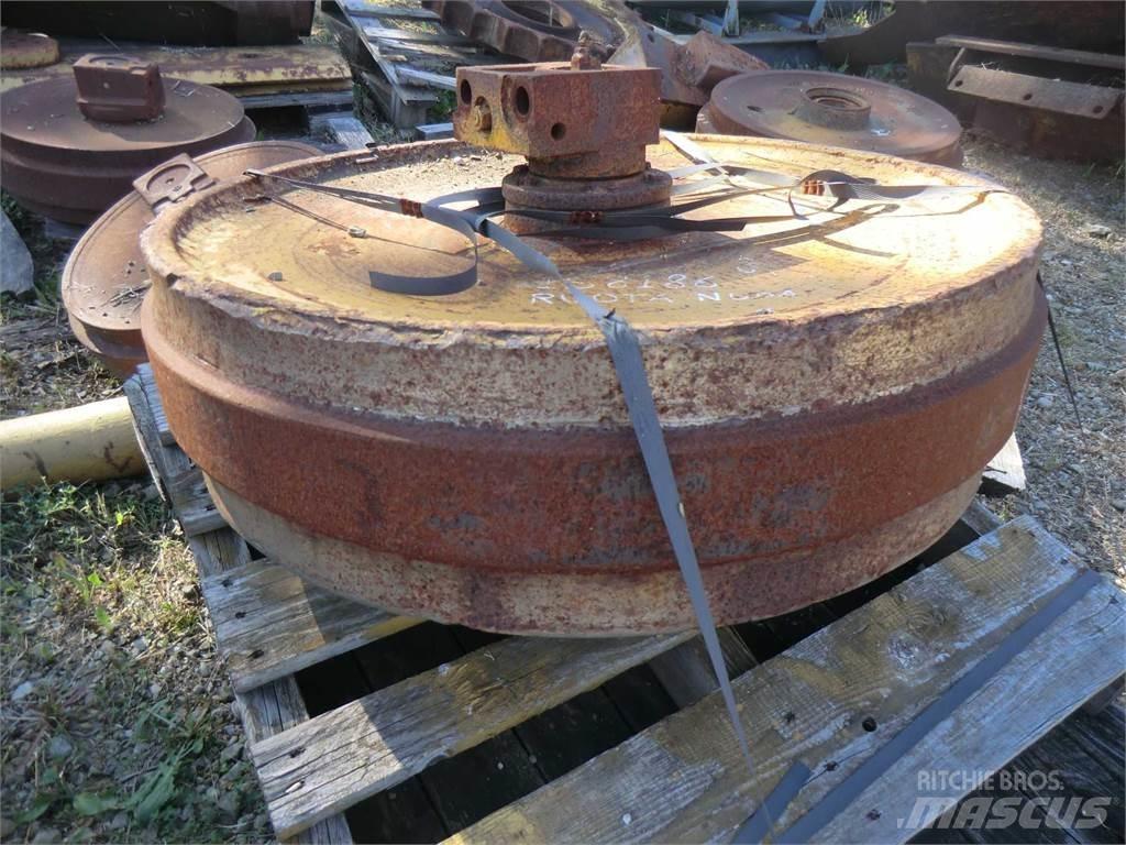CAT D7E Belter, kjettinger og understell