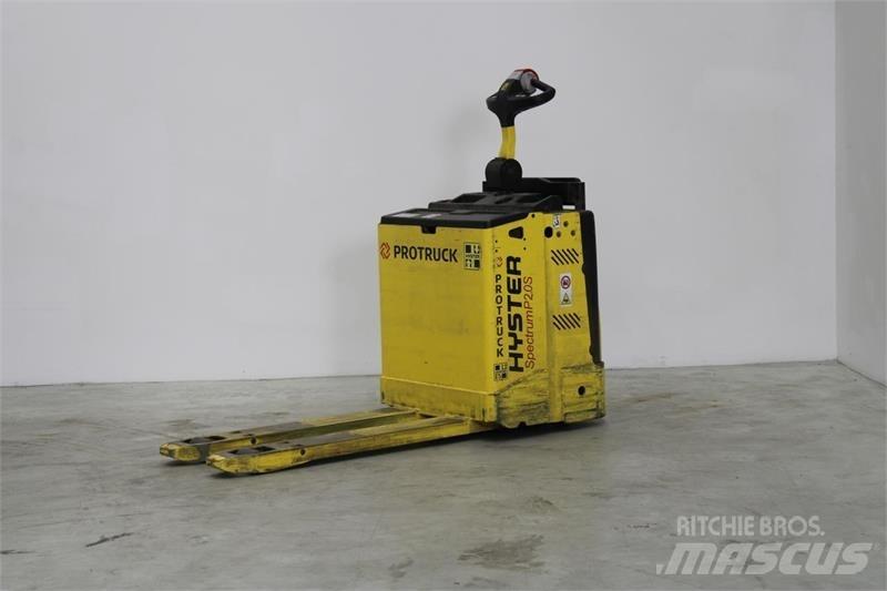 Hyster P2.0S Lavtløftende truck med platform