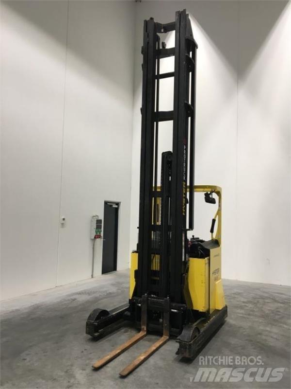 Hyster R2.0W Skyvemasttruck