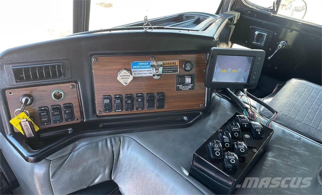 Peterbilt 320 Renovasjonsbil
