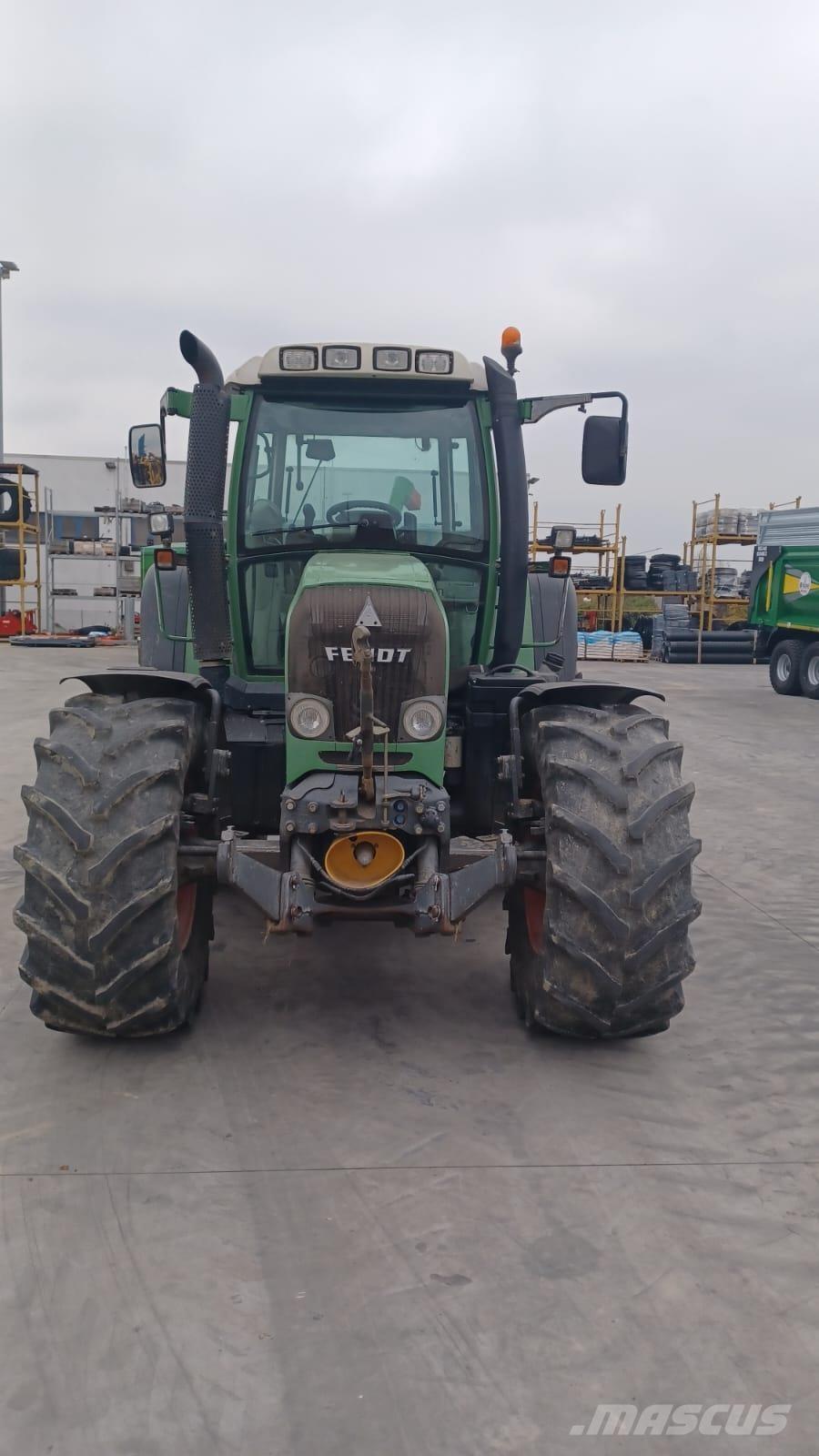 Fendt 415 Traktorer