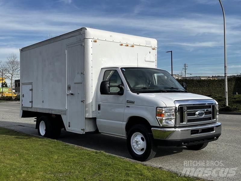 Ford Econoline Varebiler
