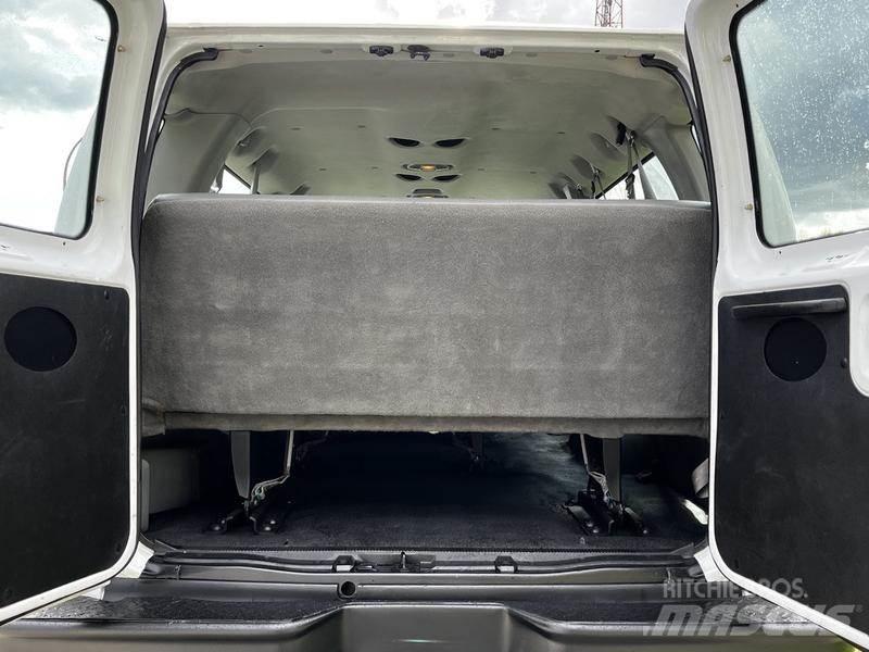 Ford Econoline Personbiler