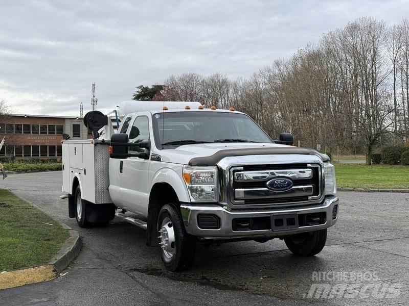 Ford F-350 SD Kommunalt / generelt kjøretøy