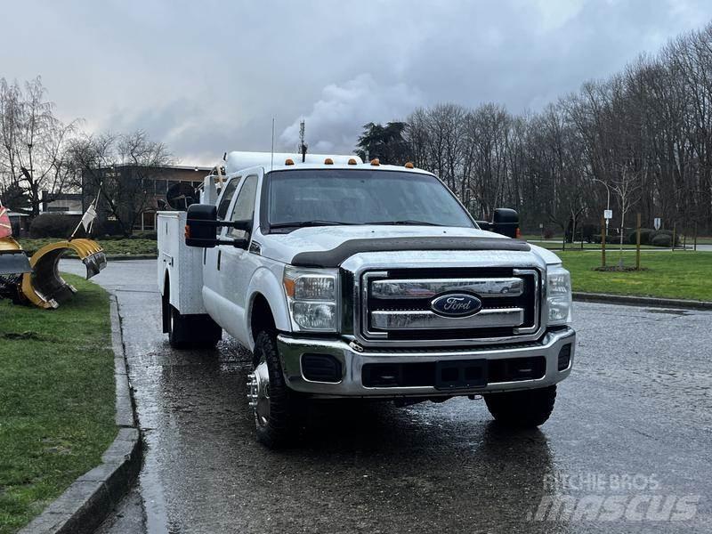 Ford F-350 SD Kommunalt / generelt kjøretøy