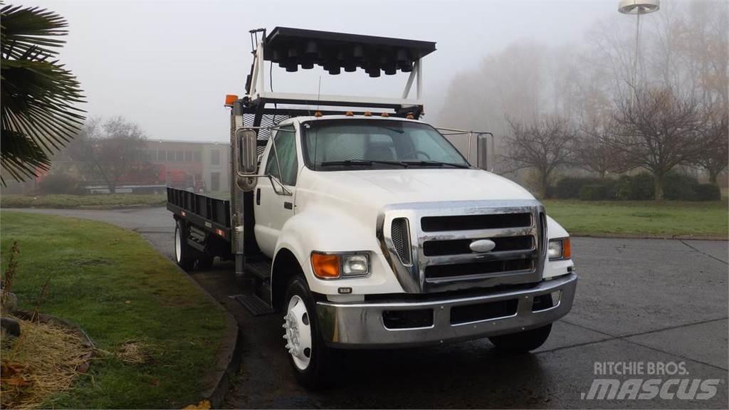 Ford F-750 Planbiler