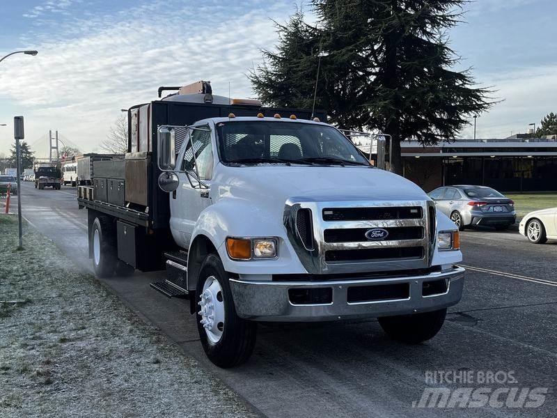 Ford F-750 Planbiler