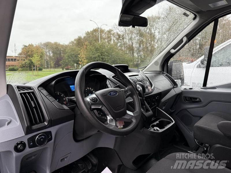 Ford Transit Personbiler