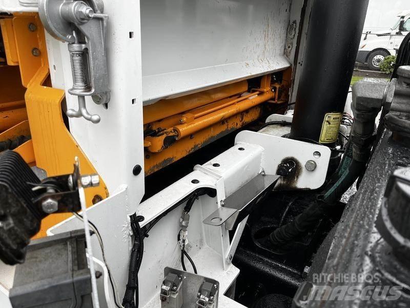 Peterbilt 320 Renovasjonsbil