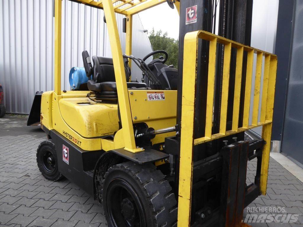 Hyster H3.0XT Diesel Trucker
