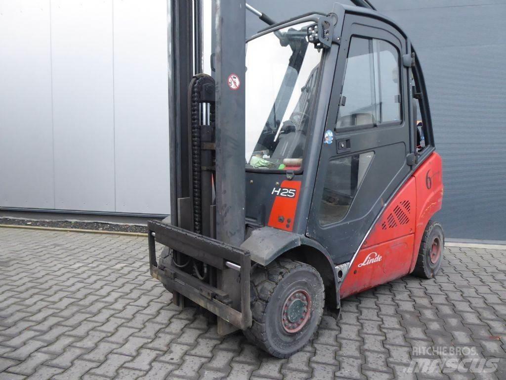 Linde H25T-01 Propan trucker