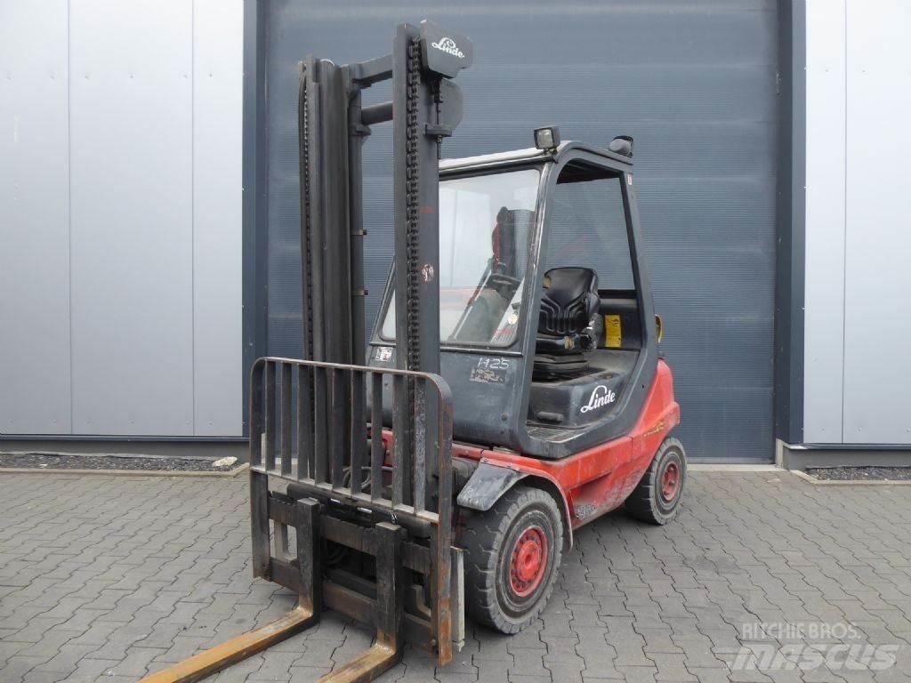 Linde H25T-03 Propan trucker
