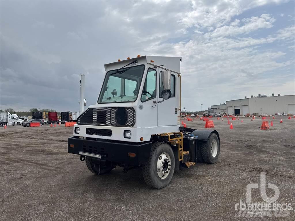 Capacity 4x2 Trekkvogner