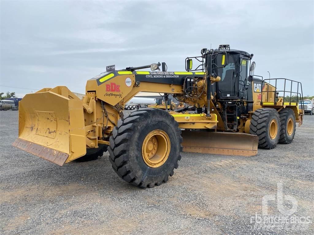 CAT 16M Veihøvler