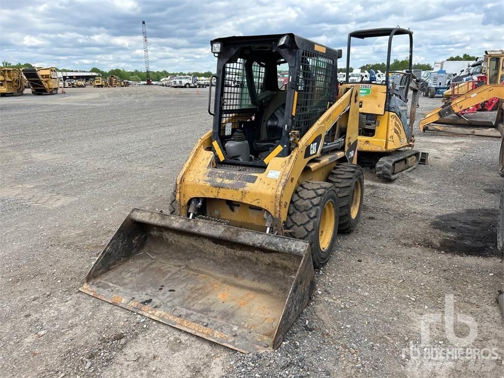 CAT 216B2 Kompaktlastere