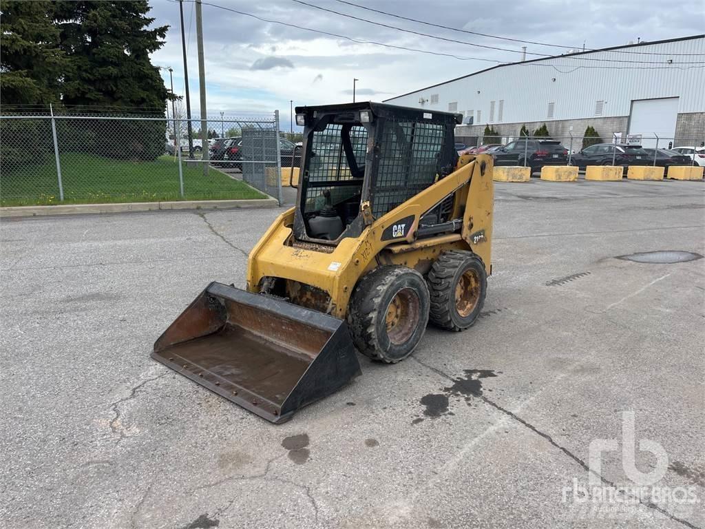 CAT 216B3 Kompaktlastere