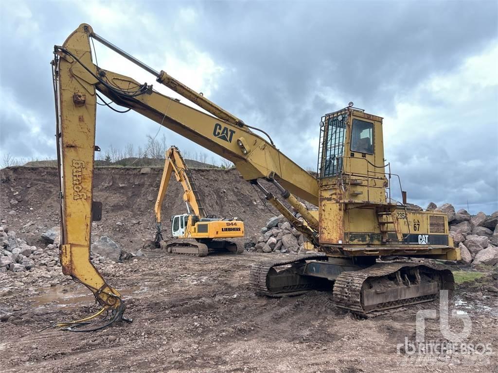 CAT 235C Gravemaskiner for avfallshåndtering