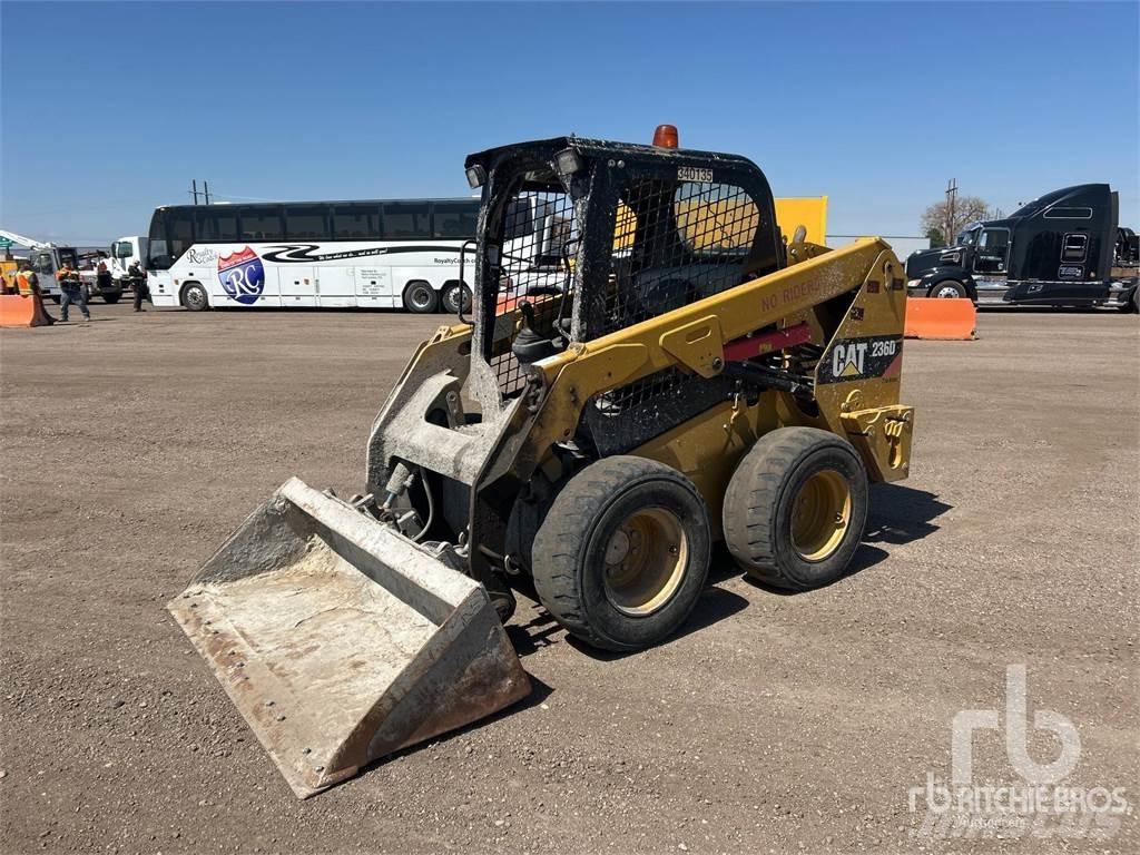 CAT 236D Kompaktlastere