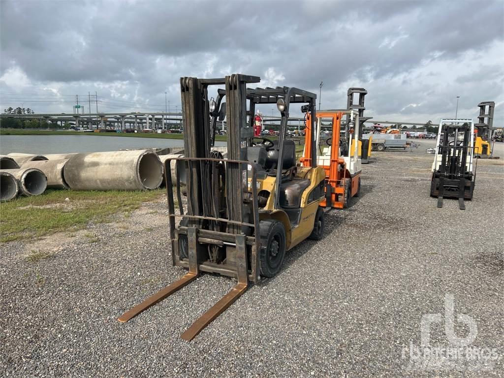 CAT 2PD5000 Diesel Trucker
