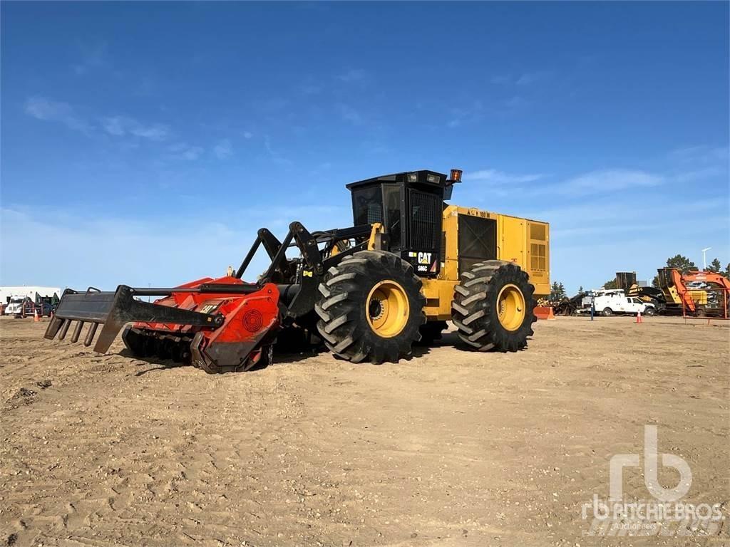 CAT 586C Krattknusere