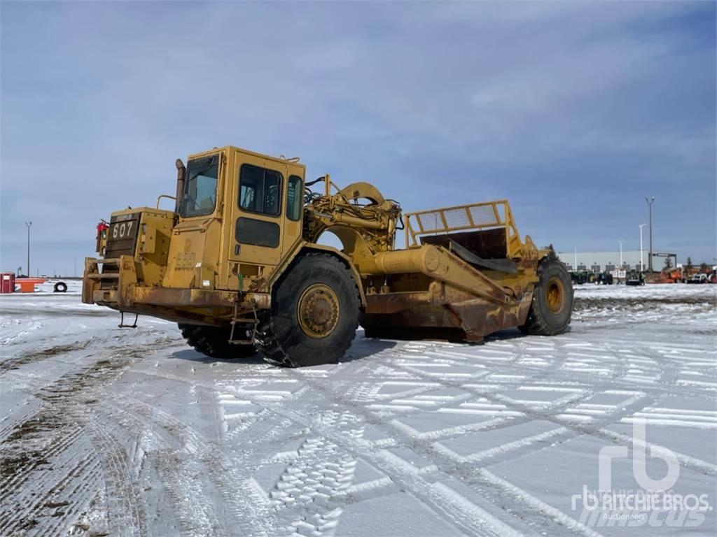 CAT 621F Veiskrape
