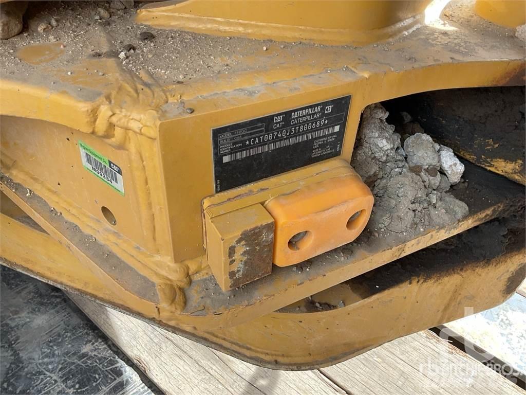 CAT 740GC Rammestyrte Dumpere
