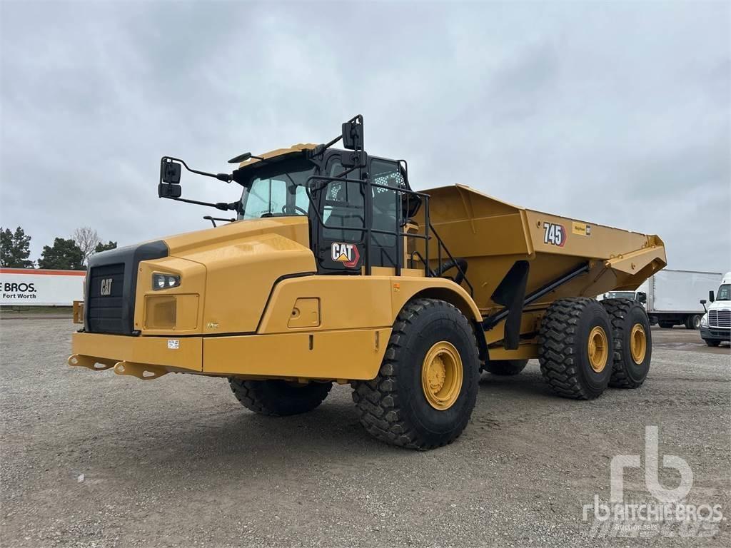 CAT 745 Rammestyrte Dumpere