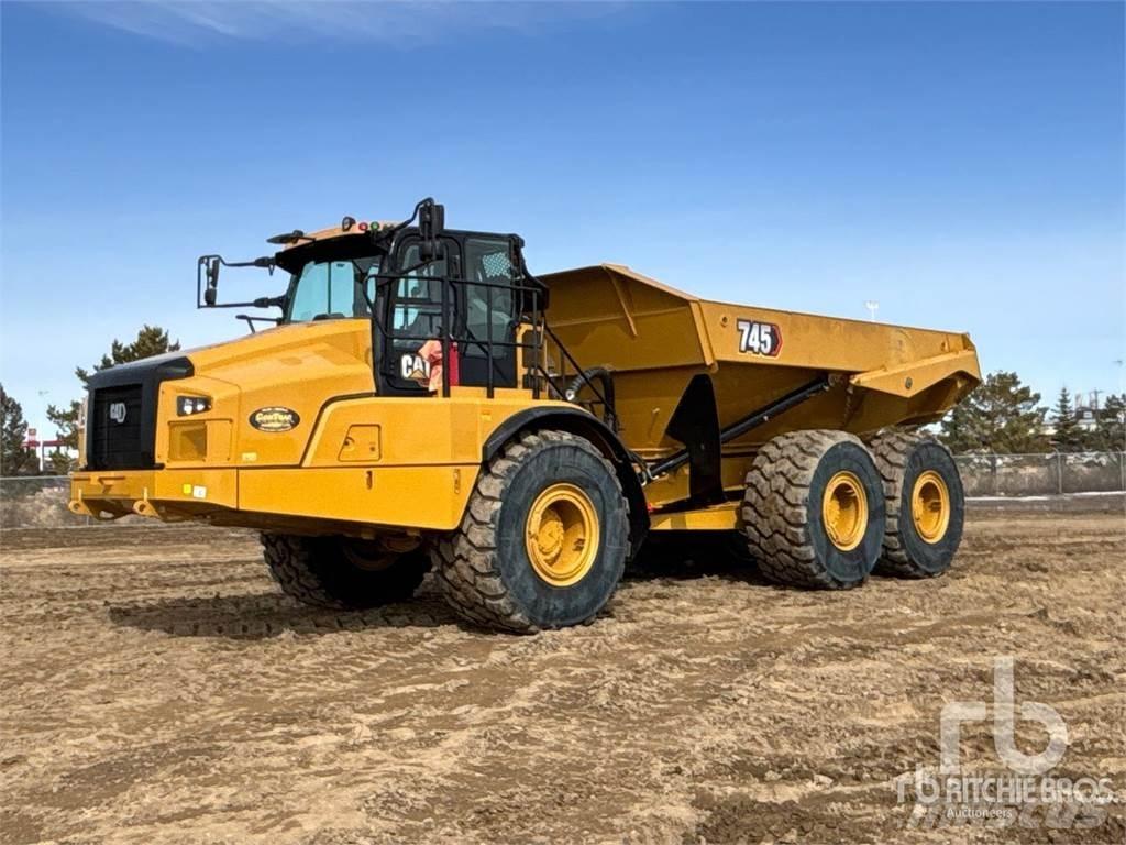 CAT 745 Rammestyrte Dumpere