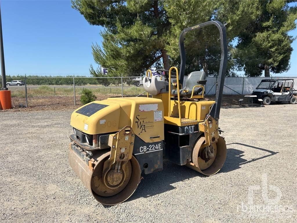 CAT CB224E Tandem Valser
