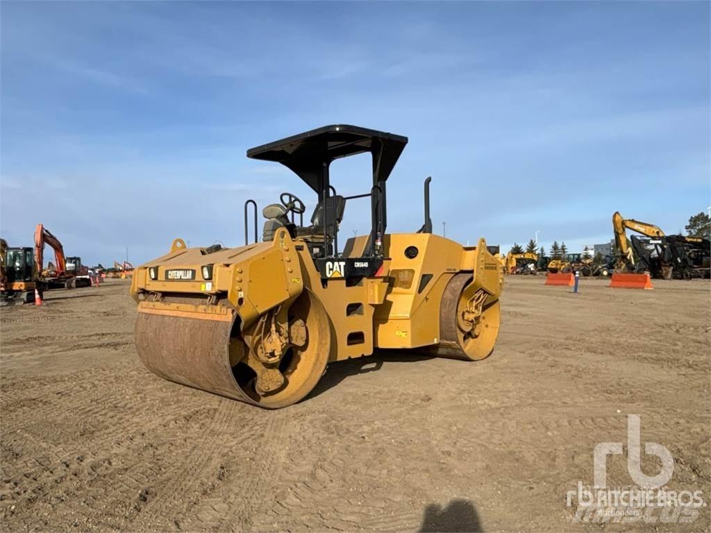 CAT CB564D Tandem Valser