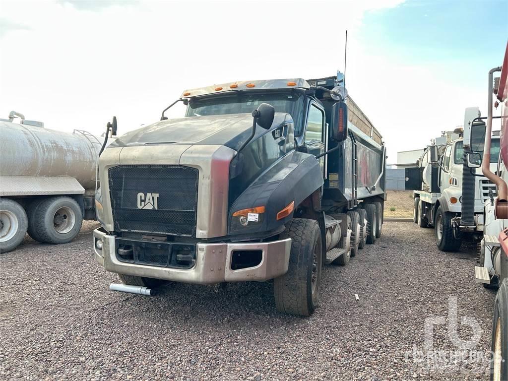 CAT CT660S Tippbil
