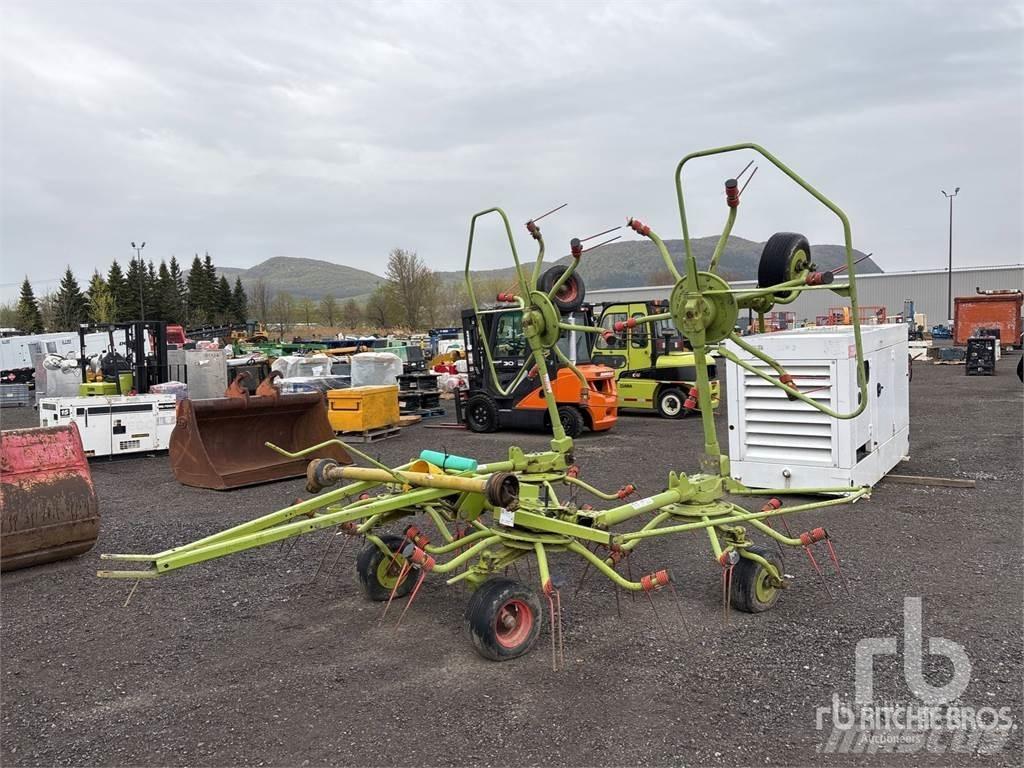 CLAAS TE4052T Raker og høyvendere
