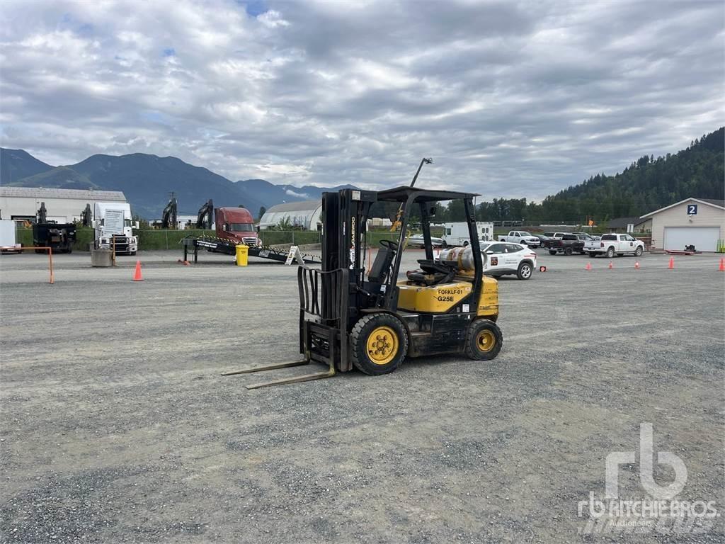 Daewoo G25E Diesel Trucker