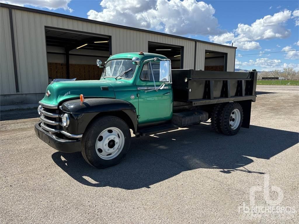 Diamond T322 Tippbil